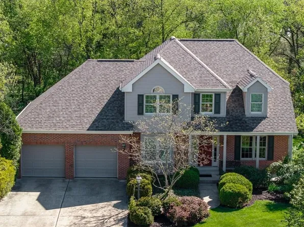 160 Sewickley Farm Cir, Mars, PA 16046