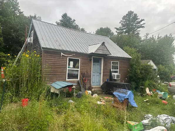 258 Farmington Falls Road, New Sharon, ME 04955