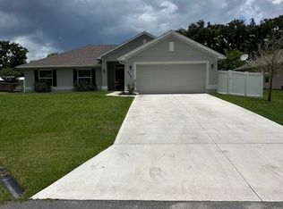 940 Devon Ave, Sebastian, FL 32958