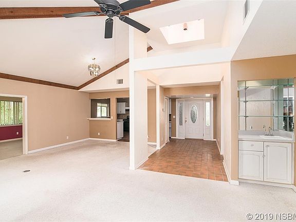 2nd image of 304 Gleneagles Dr