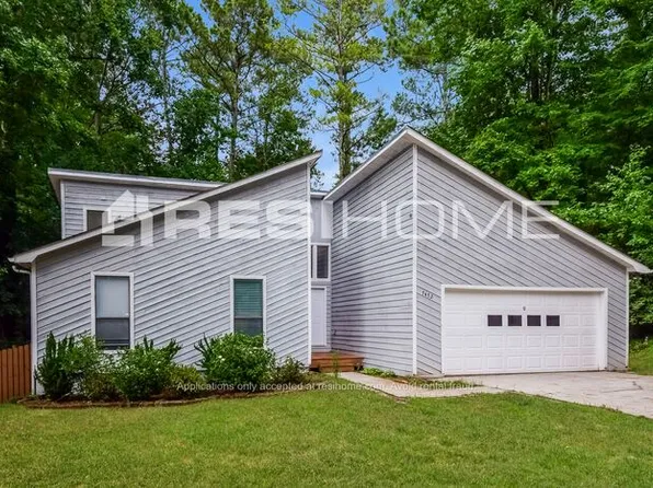 7472 Lerose Dr, Jonesboro, GA 30236
