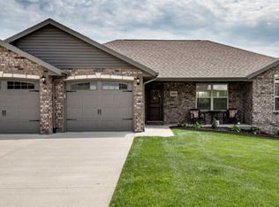 3865 Riley Ct, Jefferson City, MO 65109