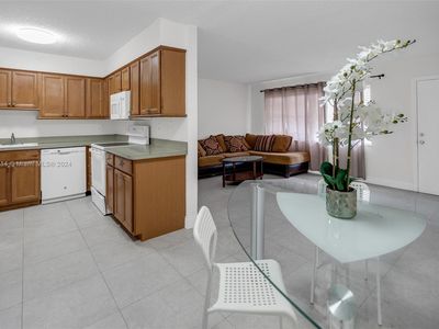1100 SE 4th Ave APT 2, Deerfield Beach, FL, 33441