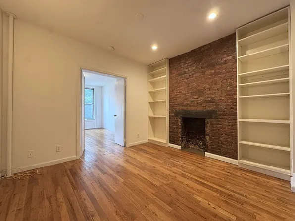 147 Sullivan Street image 1 of 11