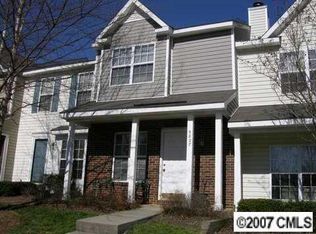 5807 Cougar Ln, Charlotte, NC 28269