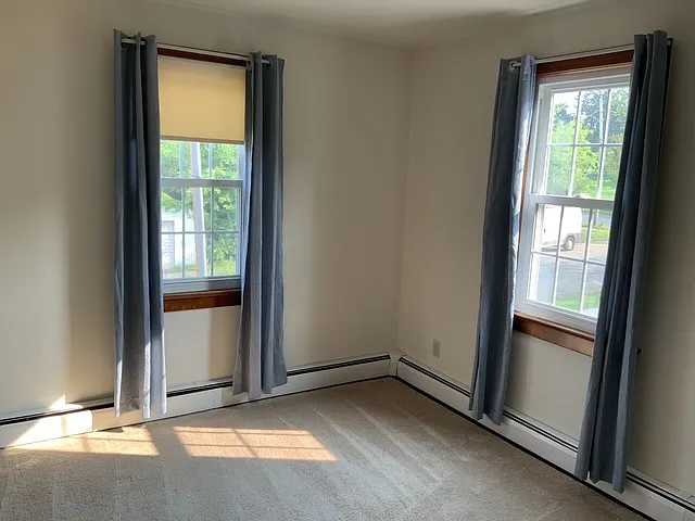 917 Haw St — Photo 12