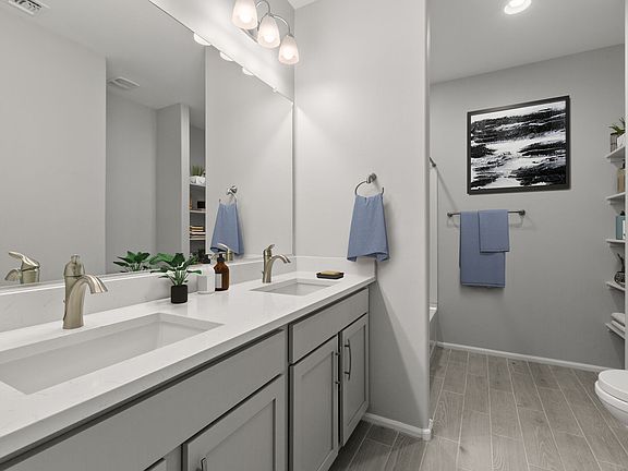 Bath2 - Virtually Staged