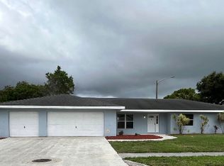 601 Ixoria Ave, Fort Pierce, FL 34982