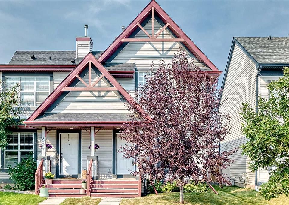 1st image of 321 NE Elgin Point SE