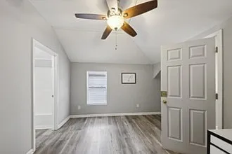 1 bed, $900 — Photo 4