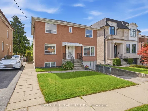 147 Viewmount Ave, Toronto, ON M6B 1T5