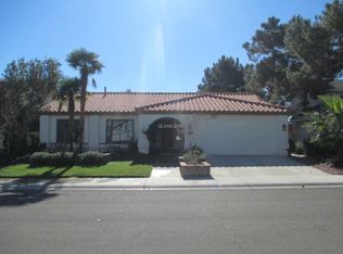 2816 Crystal Bay Dr, Las Vegas, NV 89117