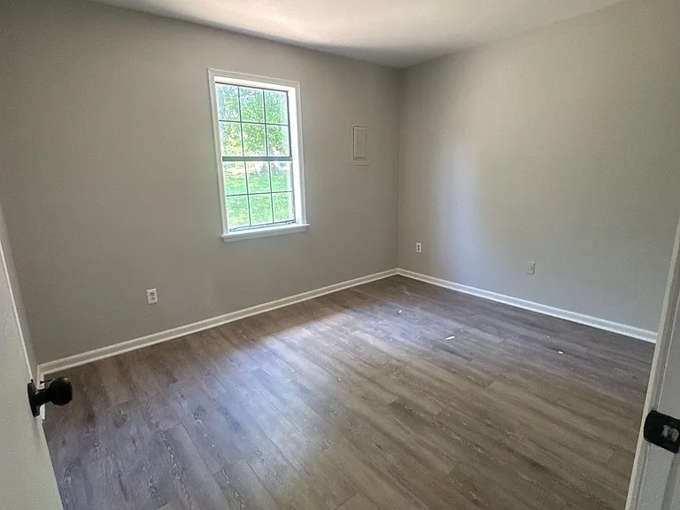 207 Highland St #4 — Photo 3