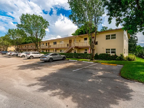 7610 NW 1ST Street #205, Margate, FL 33063
