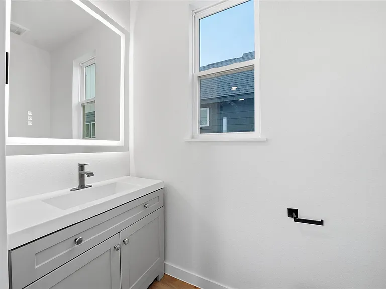2212 Yellow Jacket Ln #1 — Photo 29
