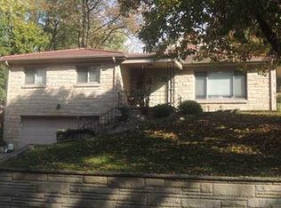 969 Lindendale Dr, Pittsburgh, PA 15243