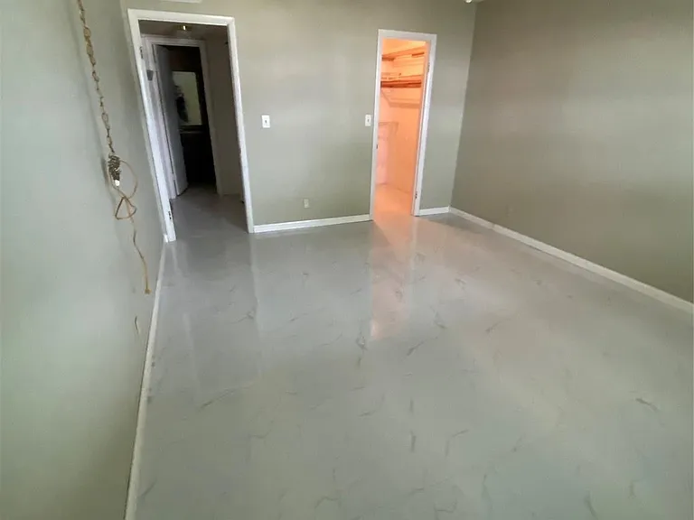 6505 Winfield Blvd #B-5 — Photo 9