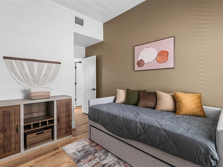 8007 Cora St #A — Photo 10