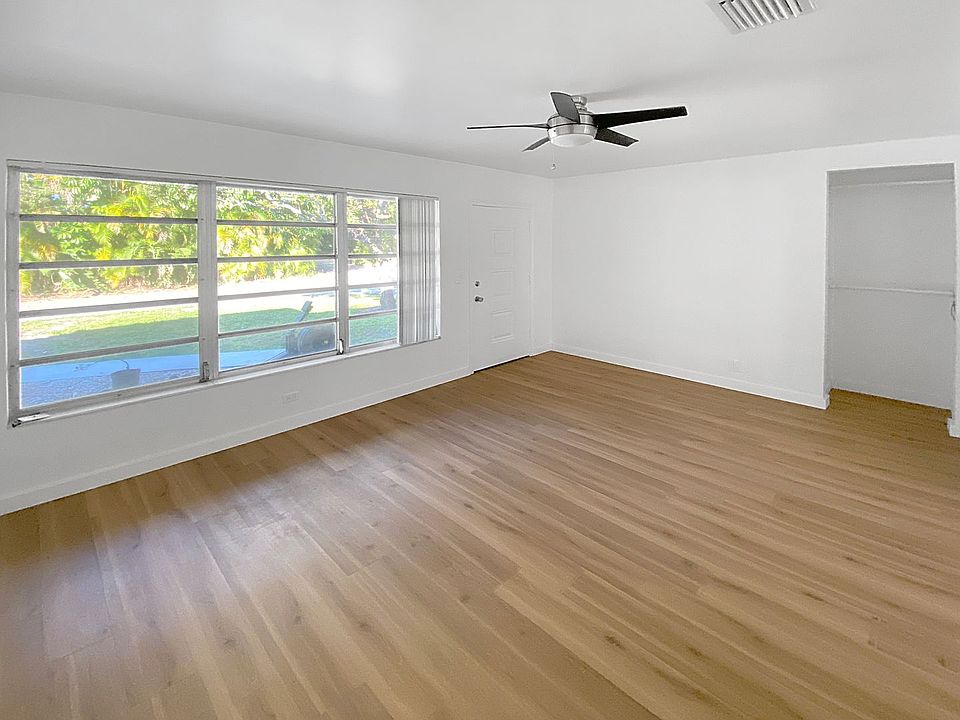 Lantana Cove Apts 1100 S Lake Dr Lantana FL Zillow