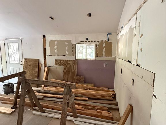 3rd image of 1276 Rio Cir