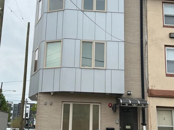 1441 Brown St #2, Philadelphia, PA 19130