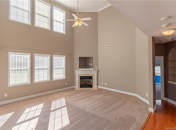 4th image of 129 Cloister Ln #174