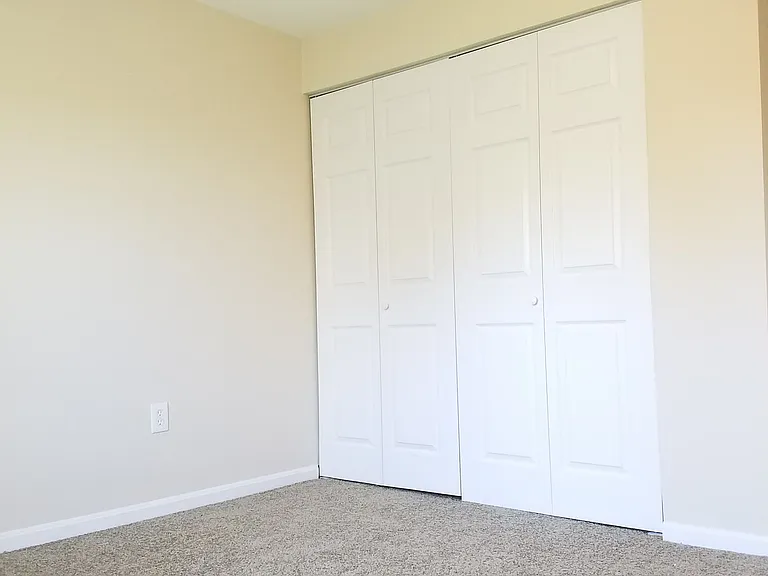1669 Colonial Way — Photo 17