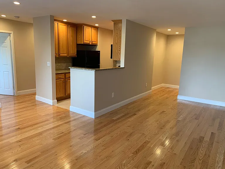 Heritage House Apartments — Photo 68
