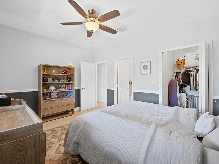 2760 SW 156th Pl — Photo 10