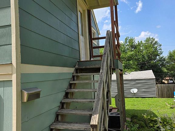 5th image of 720-26 Marshall St