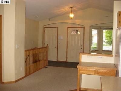 3rd image of 405 Tuckaway Ct
