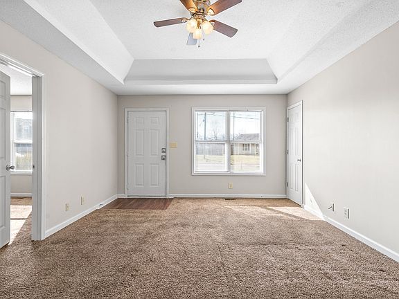 5th image of 1625 Hannibal Dr