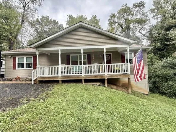 10231 Roosevelt Dr, King George, VA 22485