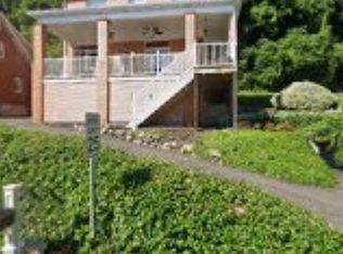 1012 Pine Hollow Rd, Mc Kees Rocks, PA 15136