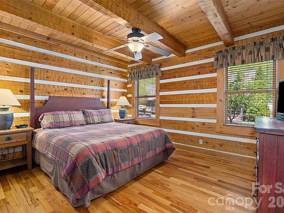 12th image of 62 Rachels Cir