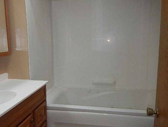 5th image of 520 Wood Way