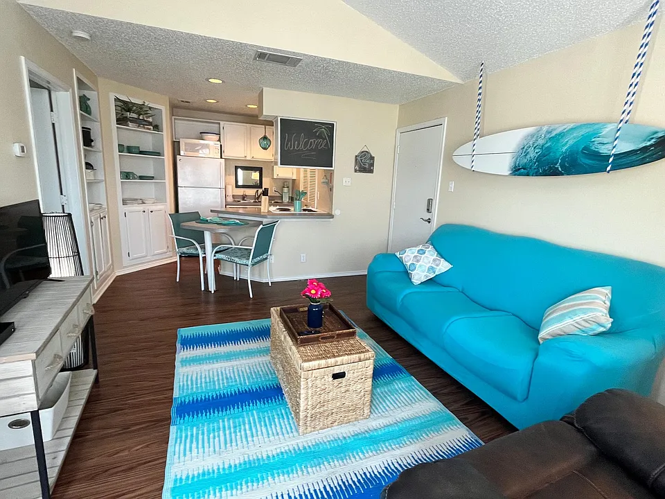 14721 Whitecap Blvd #381