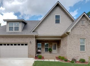 208 Mountain Lake Trl, Alabaster, AL 35007