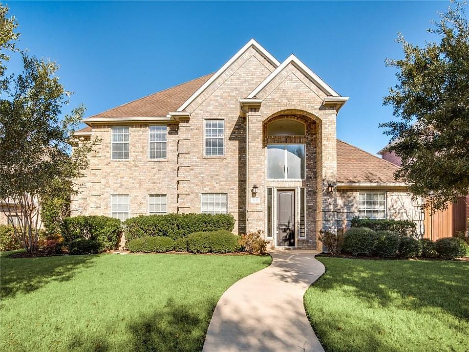 1st image of 2221 Creekside Cir N