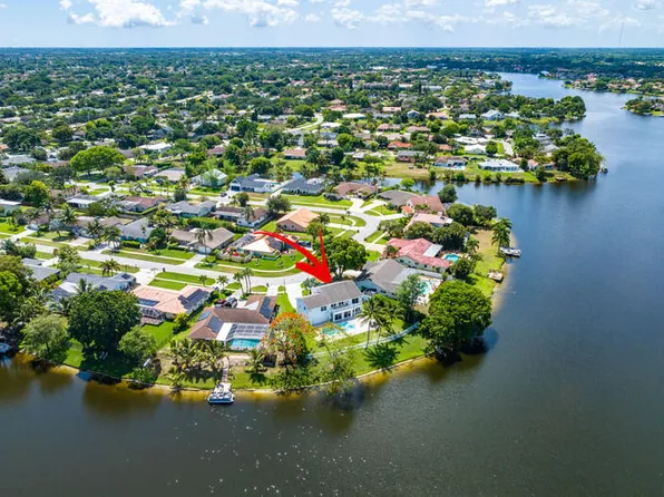 12837 Guilford Circle, Wellington, FL 33414