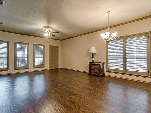 5th image of 1126 Avendale Dr