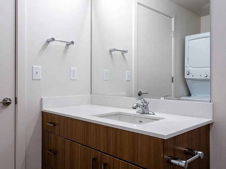 Navalia Apartments — Photo 29