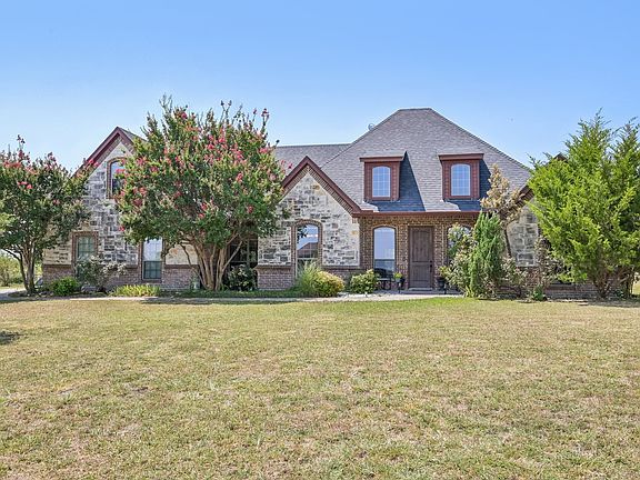 2nd image of 145 McKay Ln