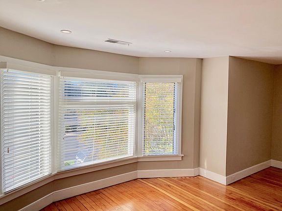 5th image of 325 Alma St #B