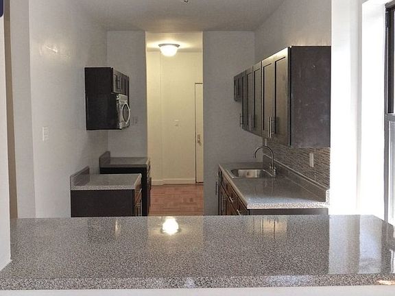 4th image of 255 Ocean Ave #2C