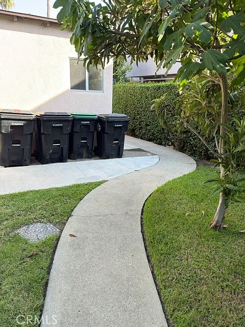 1 bed, 500 sqft, $1,975 — Photo 3