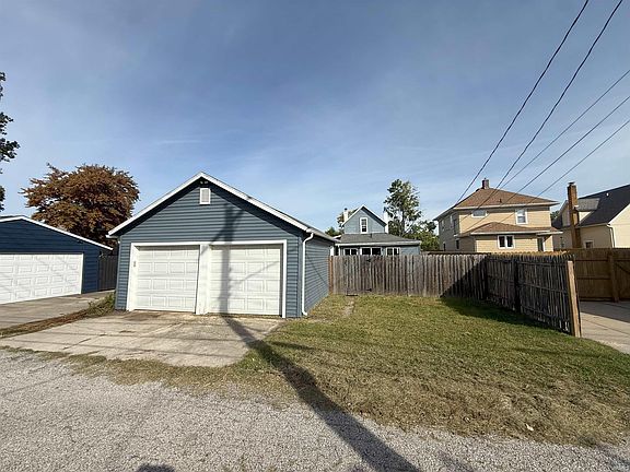 3rd image of 129 W Marion St