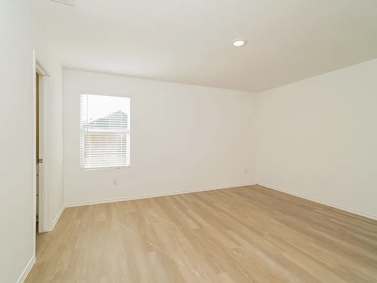 6434 Magee Run — Photo 8