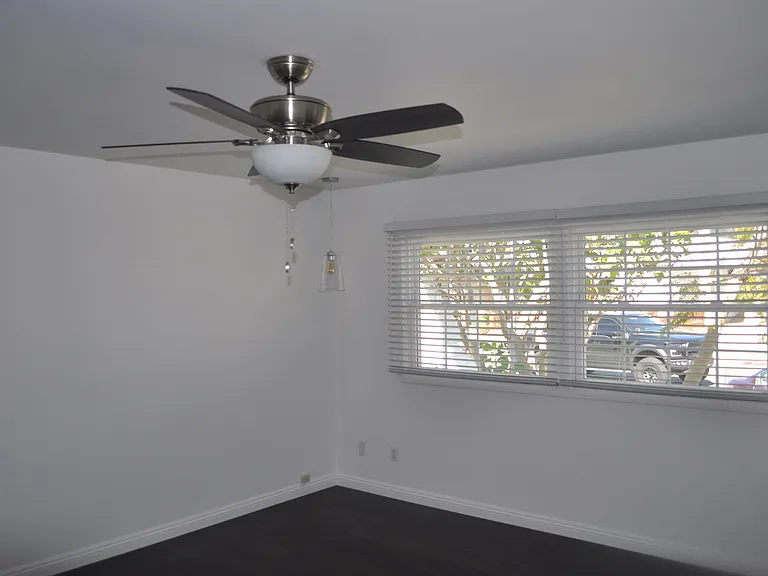 8785 Regency Rd — Photo 16