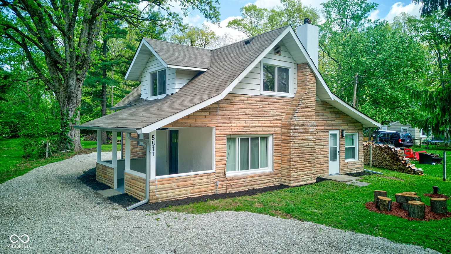 5811 King Ave photo 1